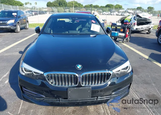 WBAJA9C52KB393274: 43593732