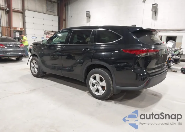 5TDBZRBH9NS220134: 43592972