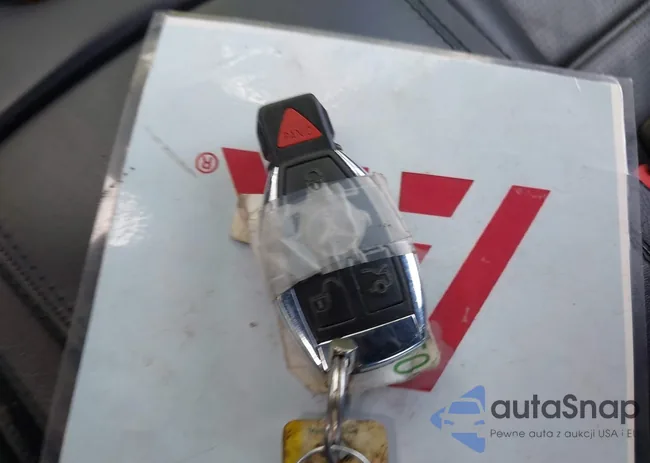 WDDEJ7EB1BA026390: 43593054