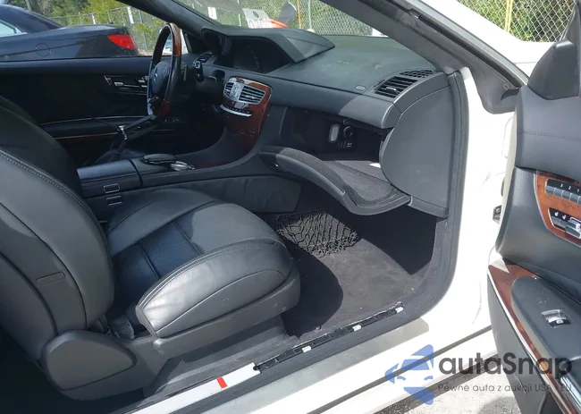 WDDEJ7EB1BA026390: 43593054