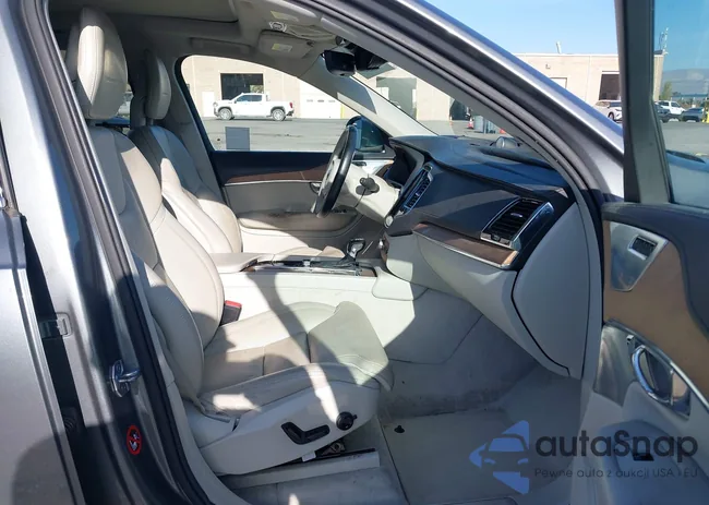 YV4A22PL2G1048613: 43593231