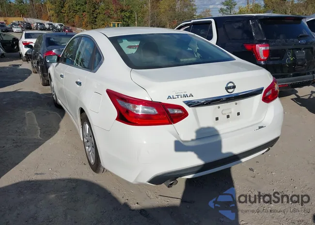 1N4AL3AP5GC226395: 43594545