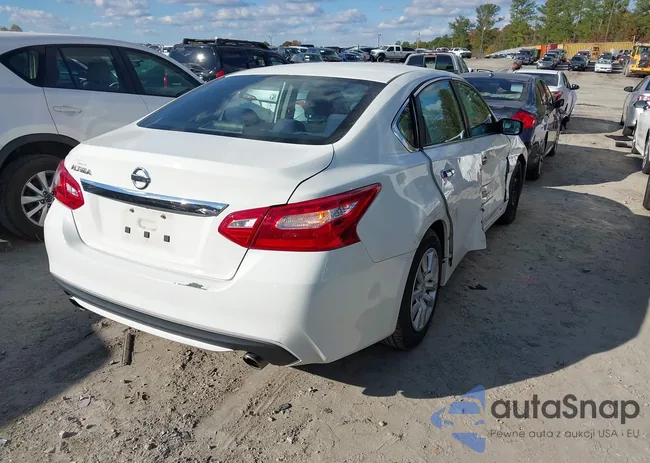 1N4AL3AP5GC226395: 43594545