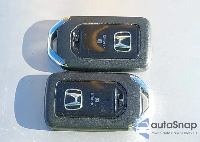 1HGCR3F97EA011221: 43594684