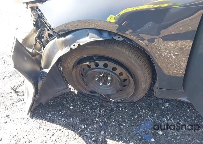 5YFB4MDE8SP246233: 43594715