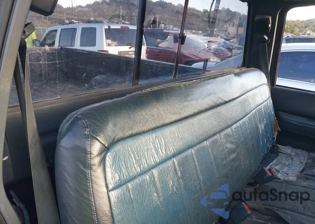 1GCFC24KXJZ127408: 43594740