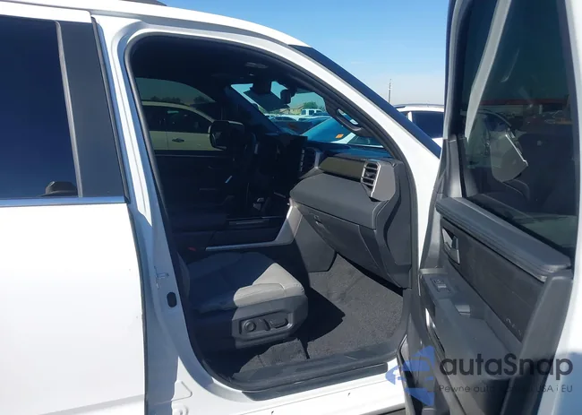 7SVAAABA6SX072253: 43594829