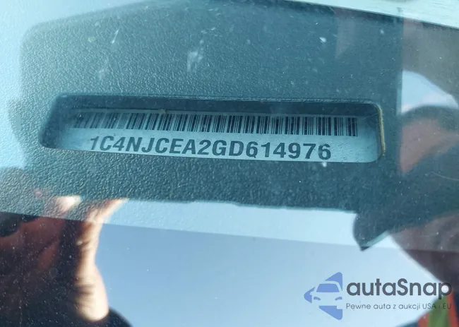 1C4NJCEA2GD614976: 43594843