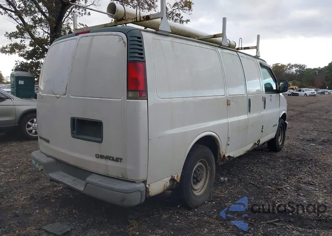 1GCHG35R821123226: 43594877