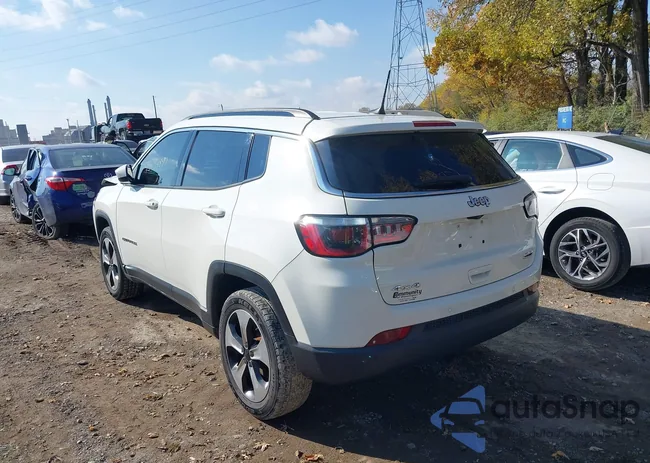 3C4NJDBBXJT101589: 43594897