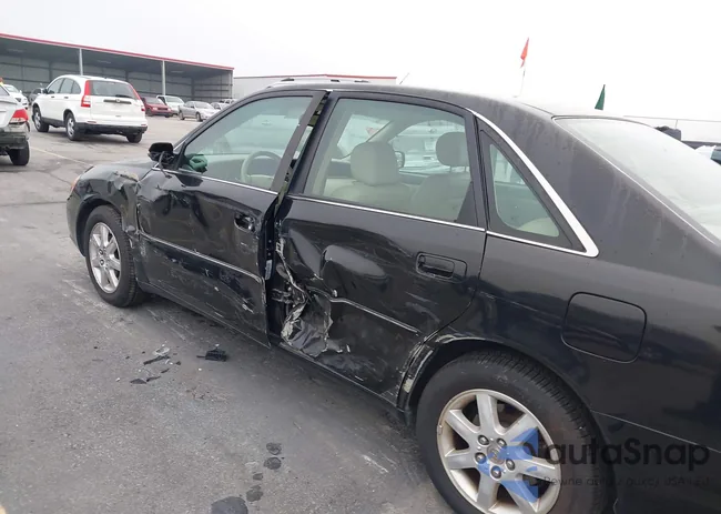 4T1BF28BX1U136053: 43594145