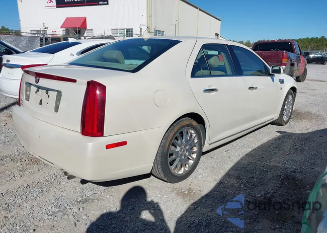 1G6DW6ED3B0110786: 43594213