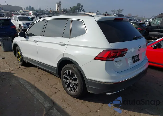 3VV3B7AX7LM064308: 43594259