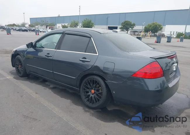 1HGCM568X6A105404: 43595317