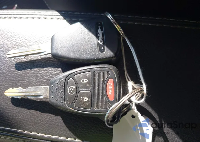 1C4NJCEAXGD536186: 43595569