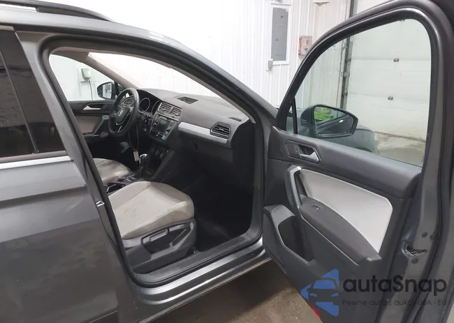 3VV0B7AX9JM016003: 43595585