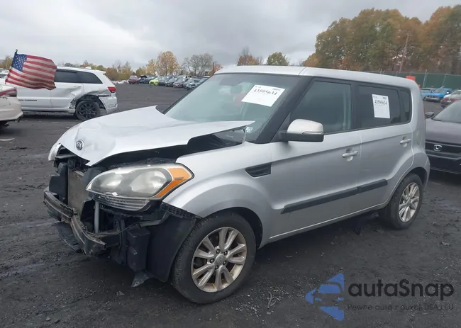 KNDJT2A69C7479220: 43595634