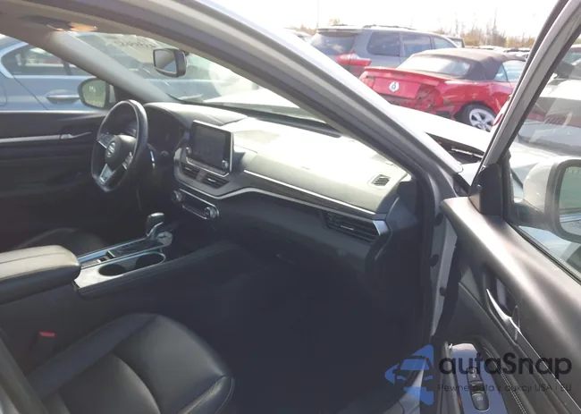 1N4BL4EW5LC262755: 43595682