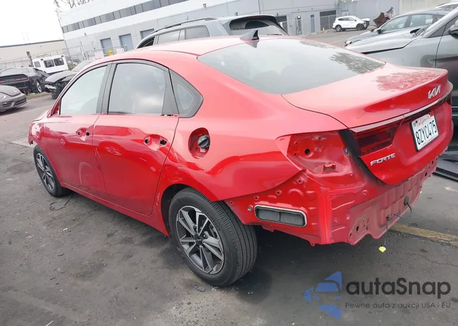 3KPF24AD5NE453493: 43595820