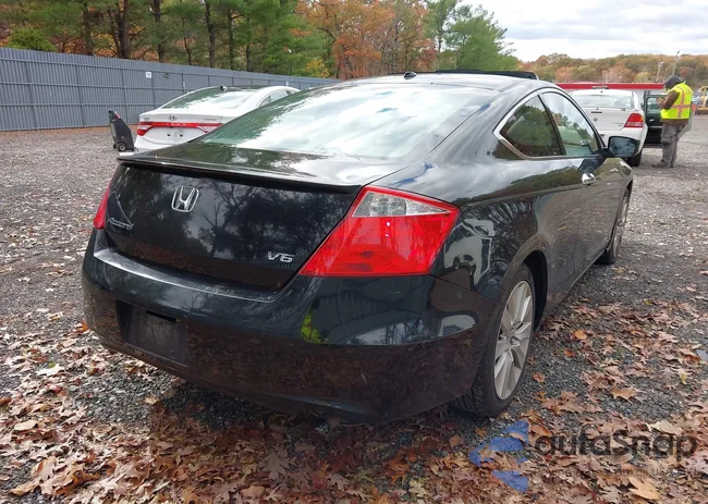 1HGCS22869A001877: 43594963