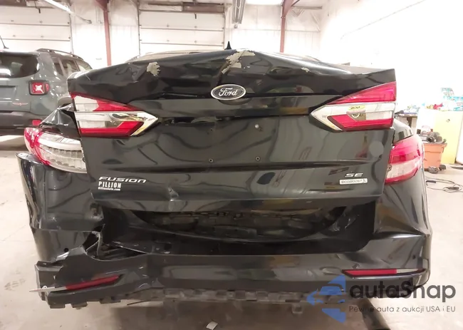 3FA6P0HD8LR221787: 43595129