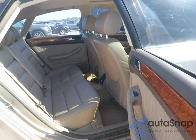 WAUBA24B4WN139909: 43596380