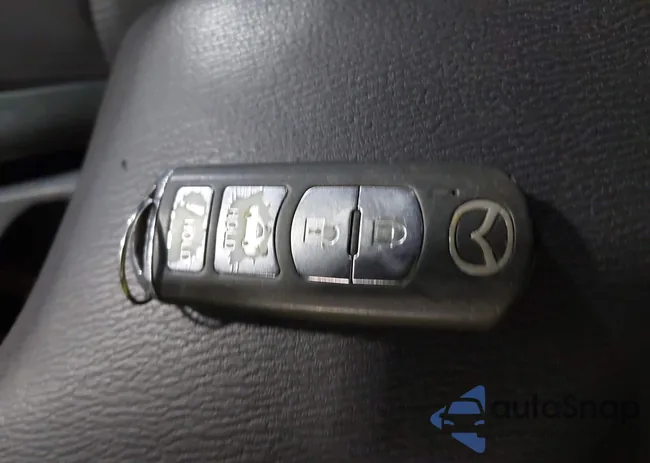 JM1BM1V77E1147409: 43596440