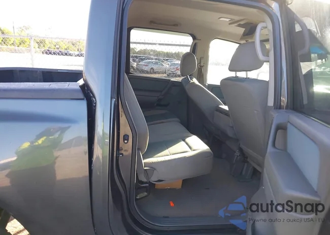 1N6BA07A77N206804: 43596567