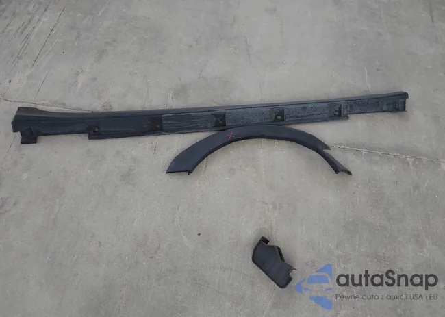 JF2GTADC2JH208661: 43596640