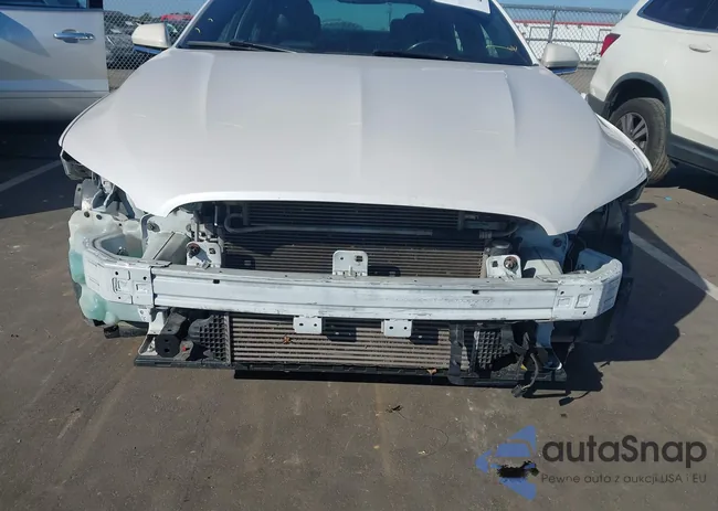 3LN6L5F92KR606886: 43596679