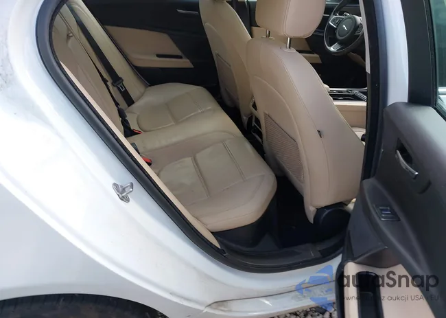 SAJAK4FN5JCP18282: 43596768