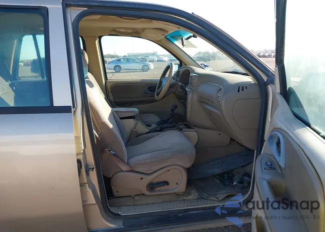 1GNDS13S842197693: 43596774