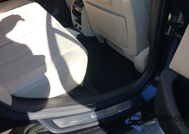 WBAJA5C39HG896562: 43595944