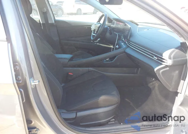 KMHLS4AG7PU550837: 43595988