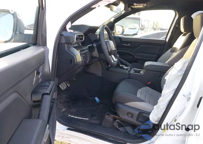 3TMLB5FN3SM050351: 43596018