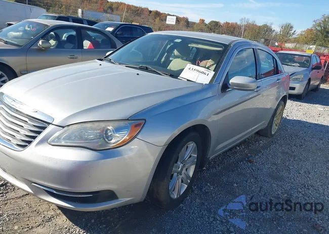 1C3CCBBB6CN217496: 43596061