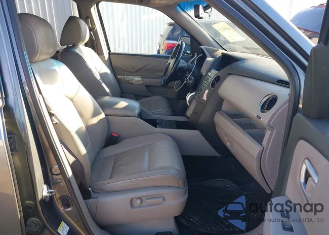 5FNYF3H64AB016670: 43596115