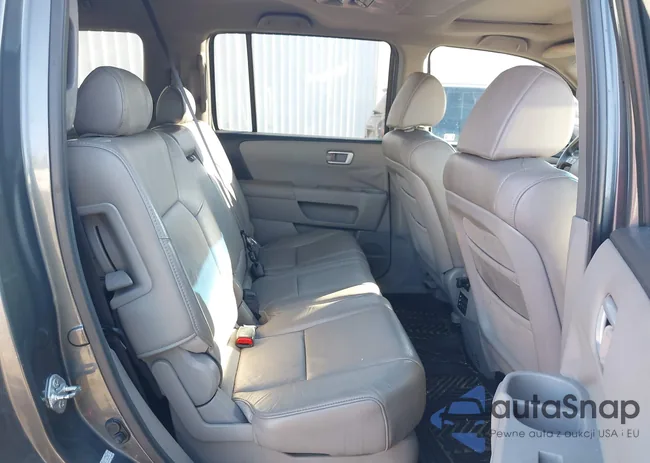 5FNYF3H64AB016670: 43596115