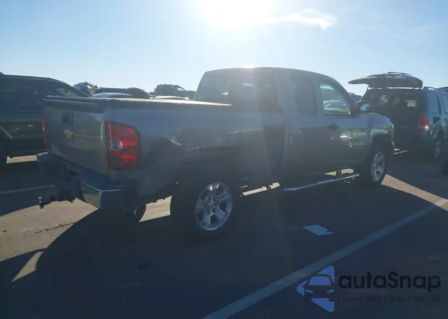 2GCEC290391120484: 43596296