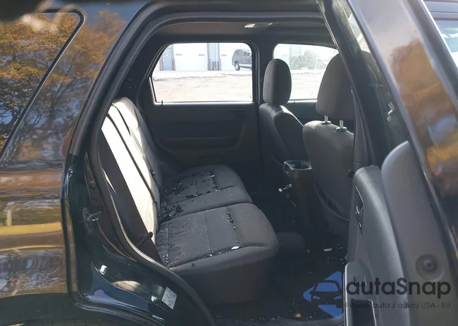 1FMCU0D73CKC82230: 43597310