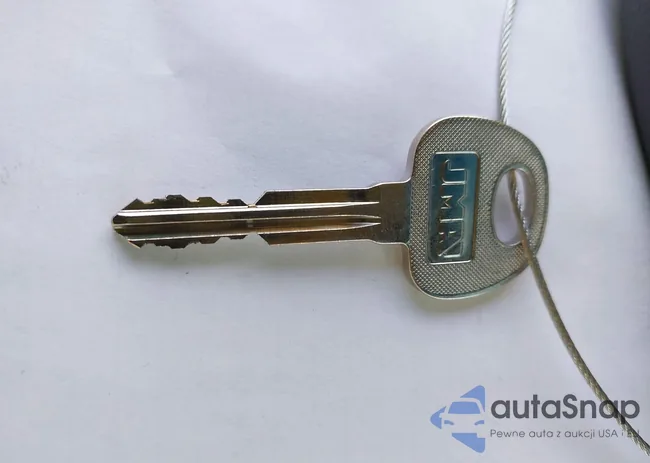 KMHDH4AE3CU252278: 43597351