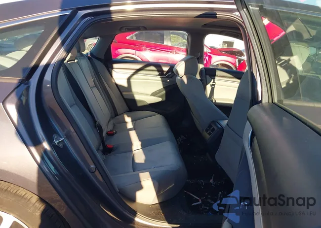 1HGCV3F45KA013867: 43597504