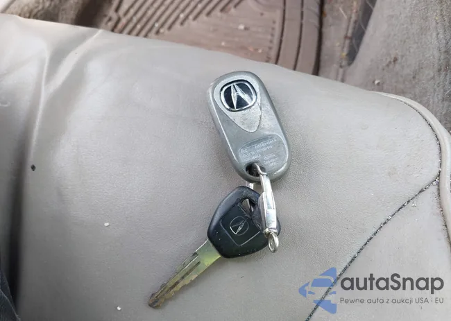 JH4KA96522C011305: 43597506