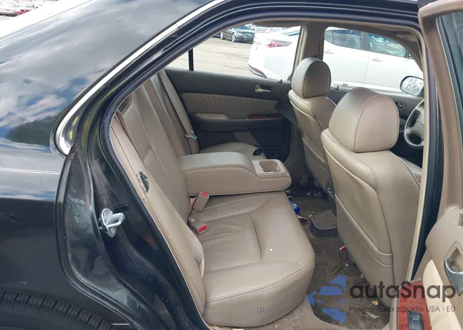 JH4KA96522C011305: 43597506