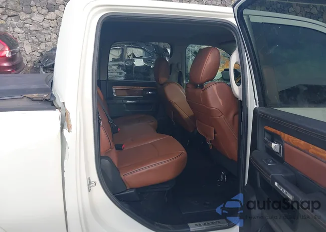 1C6RR7PTXGS250129: 43597564