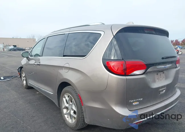 2C4RC1GG6JR237901: 43597585