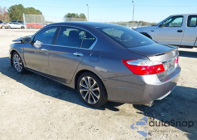 1HGCR2E50EA261084: 43597631