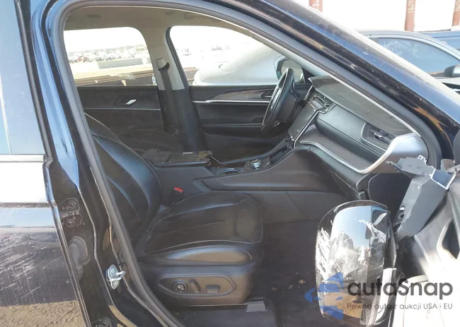 1C4RJKBG1P8805561: 43597687