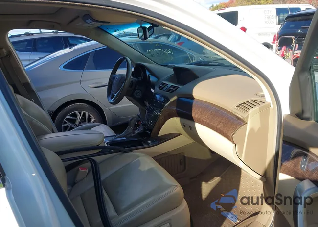 2HNYD2H3XCH548972: 43597730