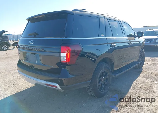 1FMJU1RG9REA83311: 43597732